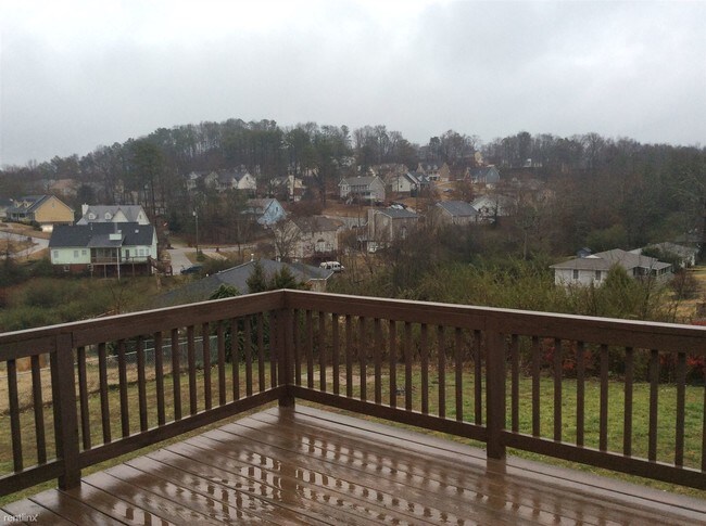 Building Photo - 3 br, 1.5 bath House - 909 Country View Drive