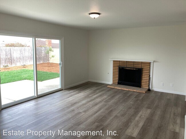 Building Photo - 3 br, 2 bath House - 4052 Polaris Avenue