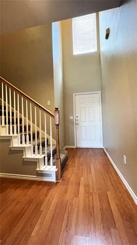 Building Photo - 1203 Reseda Dr