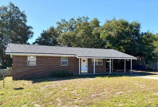 Building Photo - 22 Overstreet Dr Building Photo - 22 Overstreet Dr
