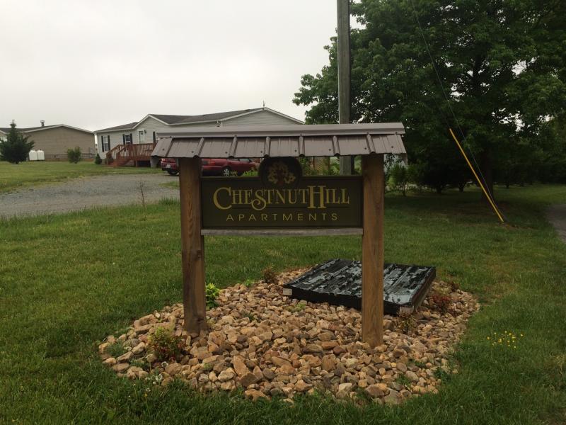 Foto del edificio - 2865 Chestnut Hill Rd Apt 2