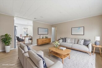 Building Photo - 52 Markham Rd