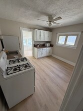 Building Photo - 150 Stafford Ave