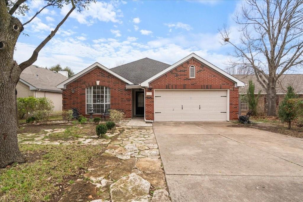 Foto principal - 17116 Copperhead Dr