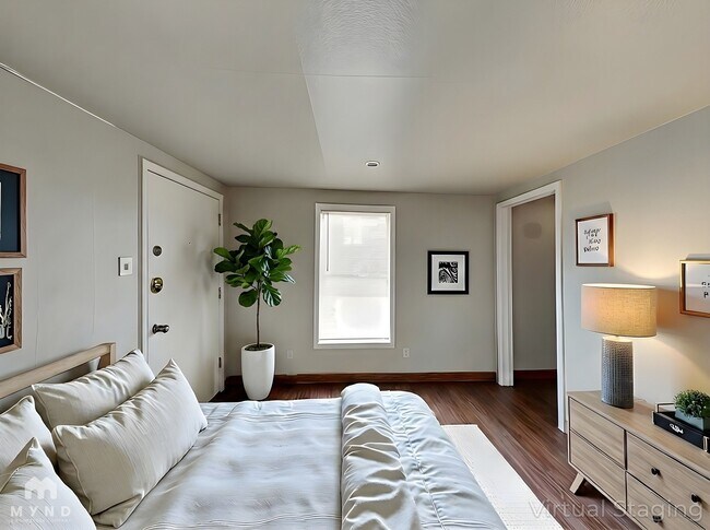 Building Photo - 2105 26th St