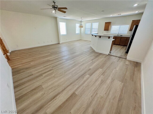 Foto del edificio - 8688 Mesquite Hills St
