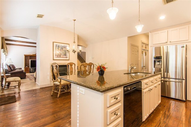 Building Photo - 5214 Ivystone Ct