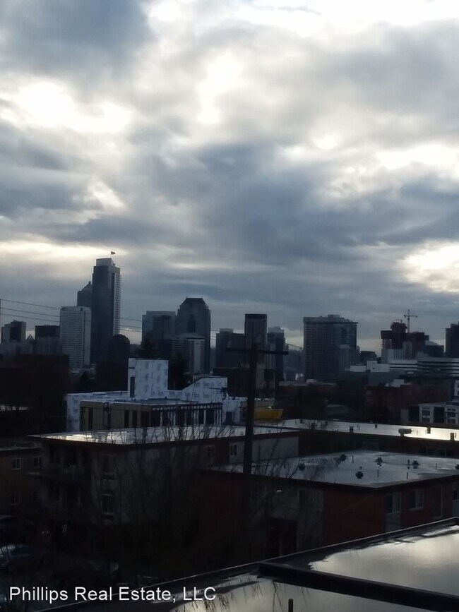 Foto del edificio - 403 14th Ave E
