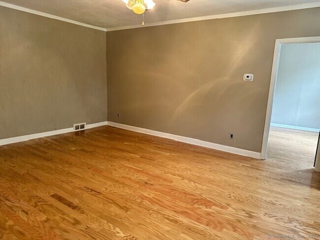 Building Photo - 109 Central Ave