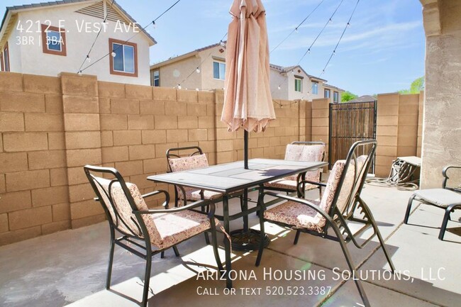 Building Photo - 3 Bedroom Furnished Rental in Gilbert in t...