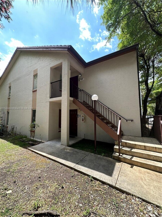 Foto del edificio - 9051 SW 141st Pl