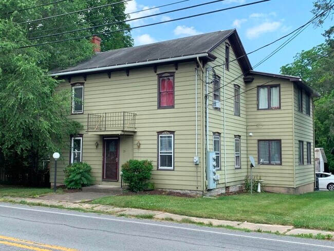 Building Photo - 29 Park Rd