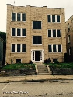 Primary Photo - 2730 Broadway Ave