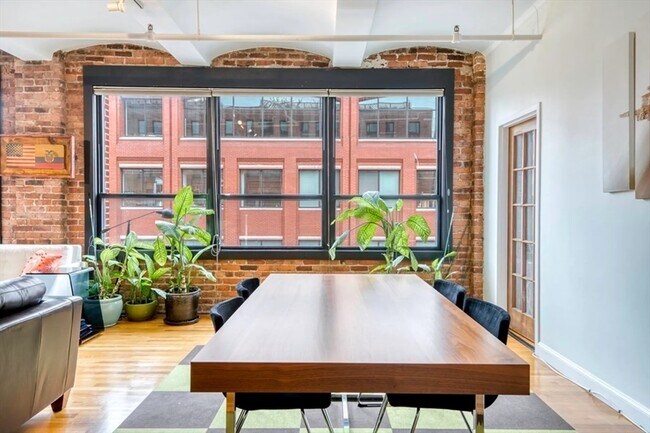 Foto del edificio - 121 Beach St