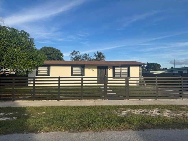 Foto del edificio - 29523 SW 144th Ct