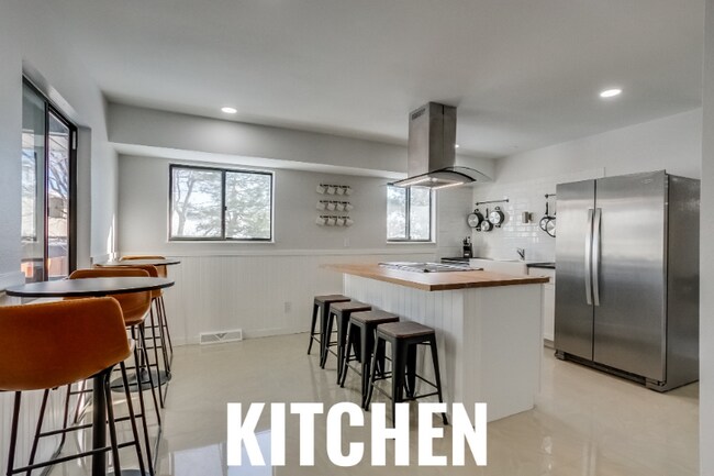 Foto del edificio - 13489 W Auburn Ave