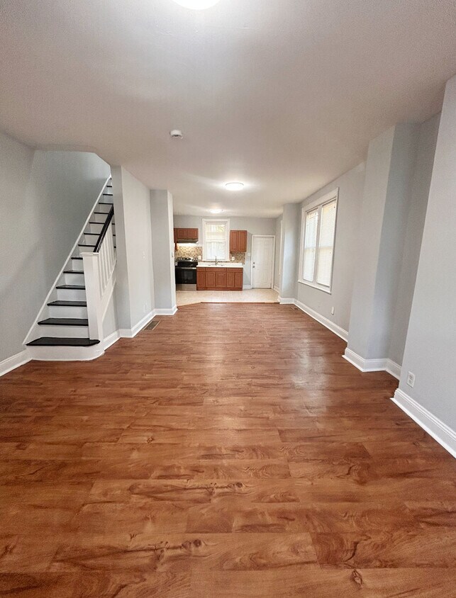 Foto principal - 579 E Herman St