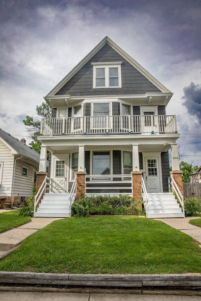 Building Photo - 6216 W Mitchell St