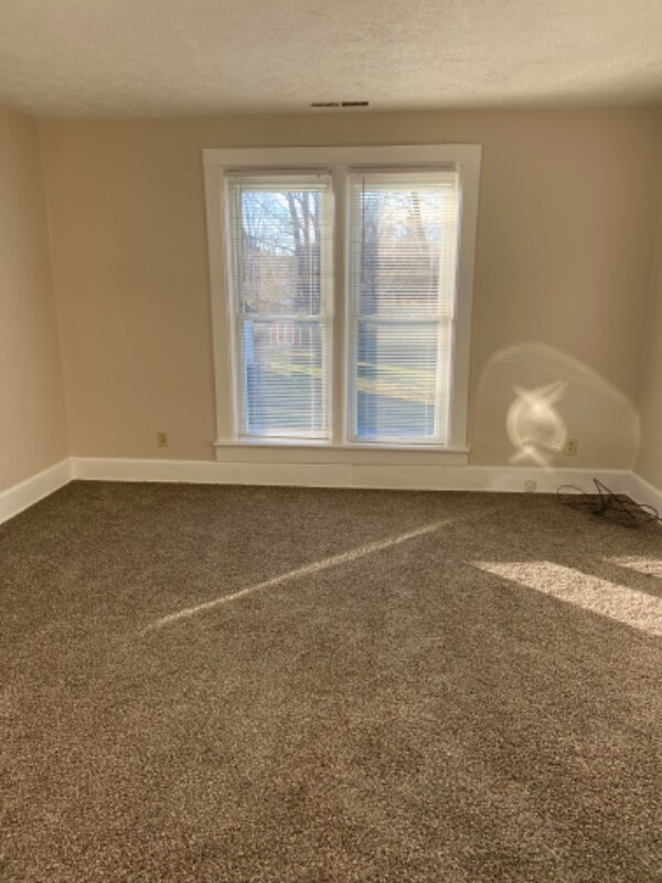 130 Garfield Ave Unit 130 Garfield, Findlay, OH 45840 Room for Rent
