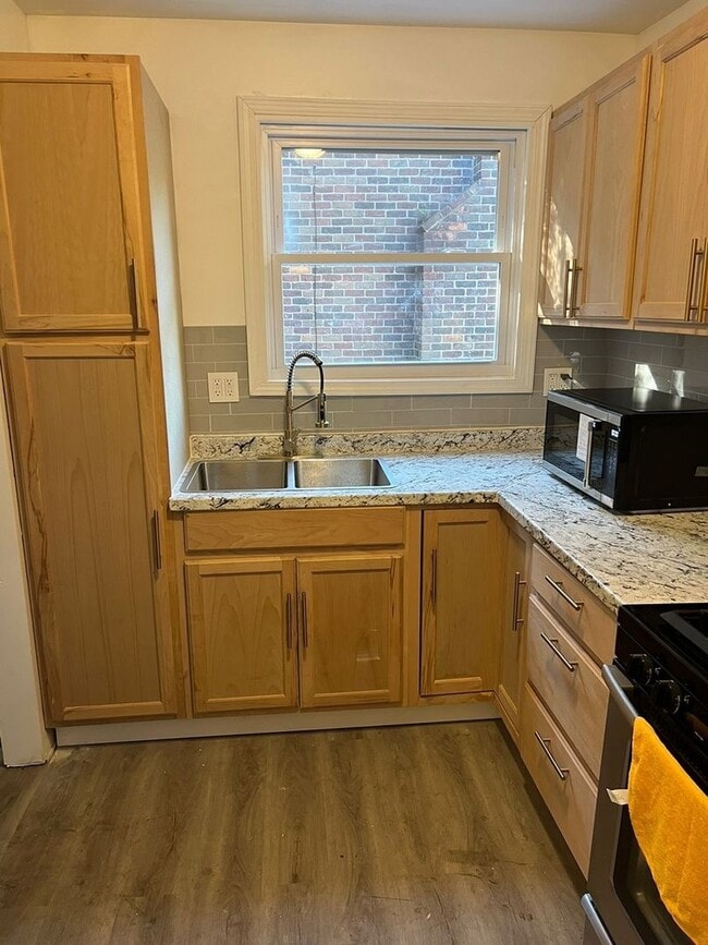 Building Photo - 20292 Forrer St