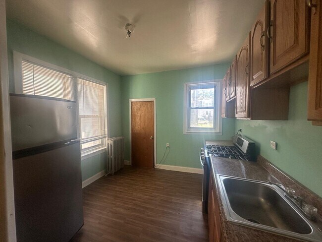Foto del edificio - 5628 Warrington Ave