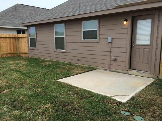 Building Photo - 5607 Amelia Plantation Dr