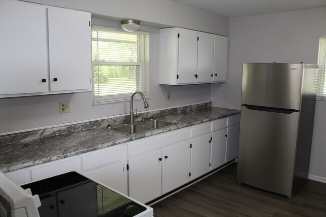 Foto del edificio - 2 BR Duplex in Avon!