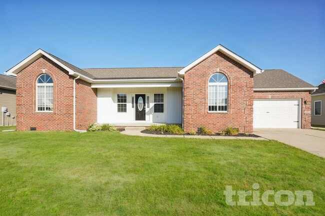 Building Photo - 4682 Bayview Dr