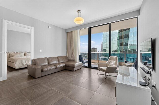 Building Photo - 200 Biscayne Boulevard Way