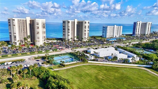 Foto del edificio - 9550 S Ocean Dr