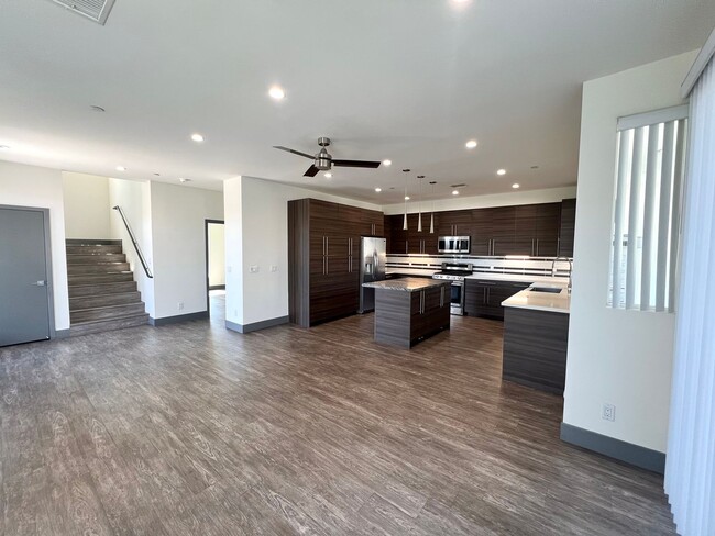 Foto del edificio - 6437 W 86th Pl