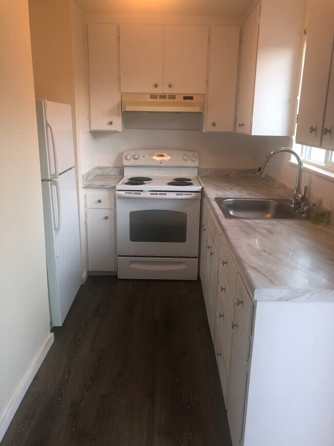 Kitchen also recently remodeled - 9015 9th Ave SW