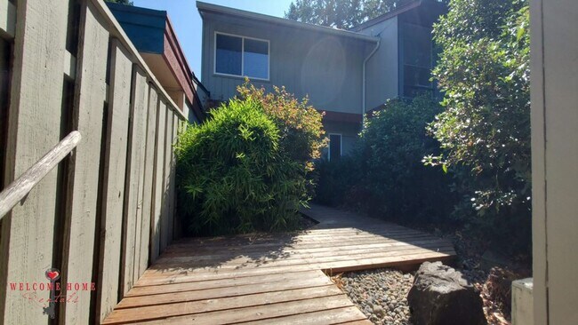 Foto del edificio - 2 bedroom townhome condo with AMAZING view...
