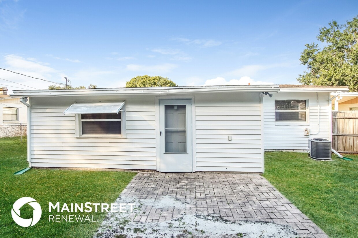 Foto principal - 2365 Dordon Dr