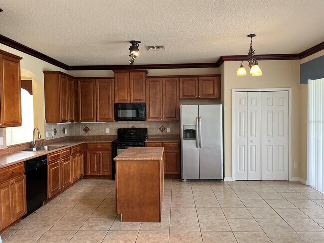 Building Photo - 14138 Budworth Cir