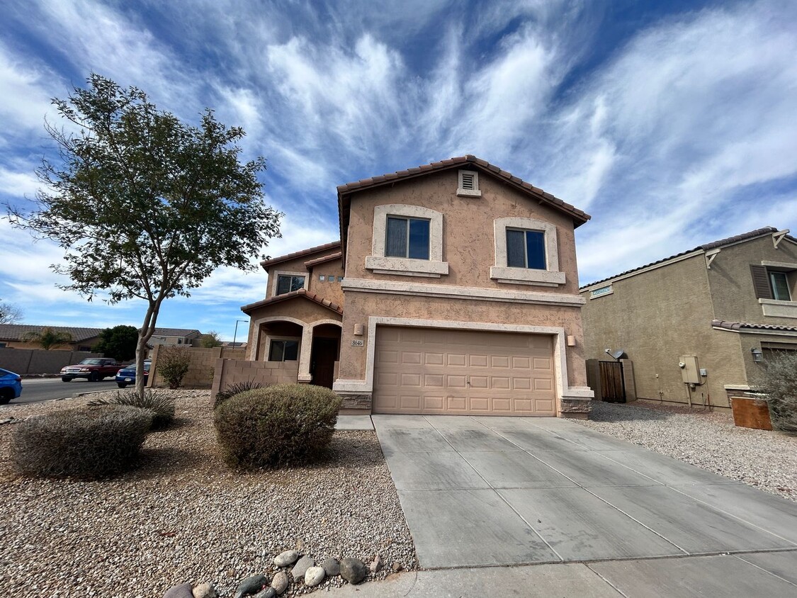 Primary Photo - 4x2.5 Two Story Buckeye Home *Neutral* Col...