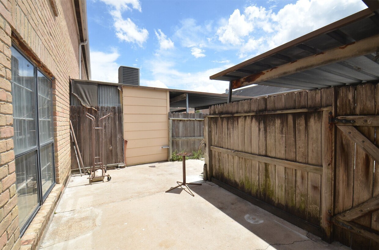 Foto del edificio - 4022 Belle Park Dr