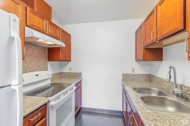 2 habitaciones, 1 baño - 841 pies cuadrados - Cocina - Meadowbrook