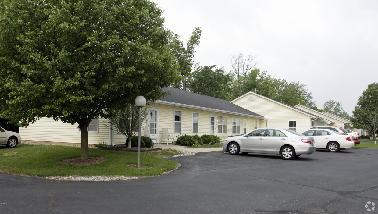 Foto del edificio - Eastbrook Retirement Community