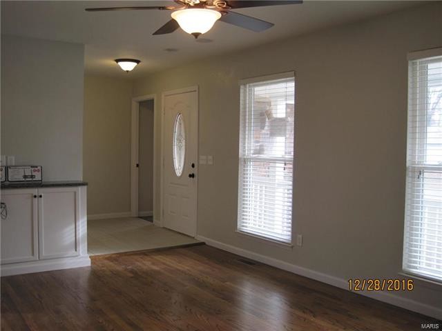 Building Photo - 1345 Virginia Dr