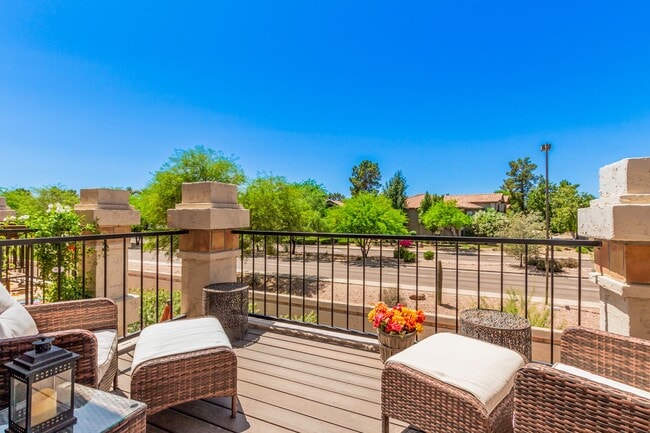Foto del edificio - Charming 2-Bedroom Townhome in Scottsdale Racquet Club