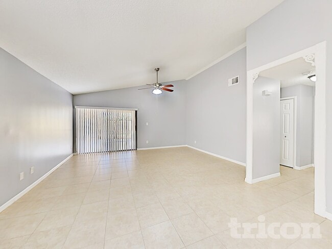 Building Photo - 4729 Suntree Blvd