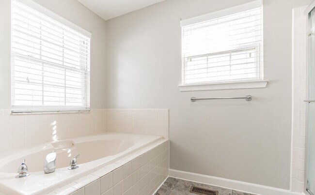 Foto del edificio - 10324 Cassidy Ct