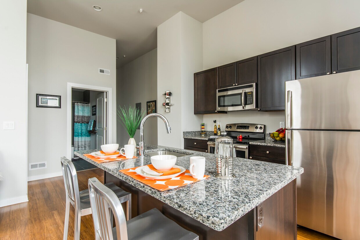 Primary Photo - The Residences at 3640