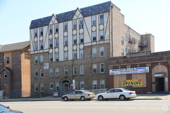 Building Photo - 240-242 Washington Ave