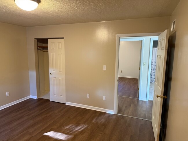 Foto del edificio - 109 Campbell Ln