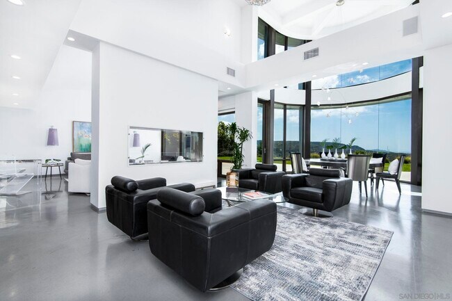 Building Photo - 4931 Del Mar Mesa Rd