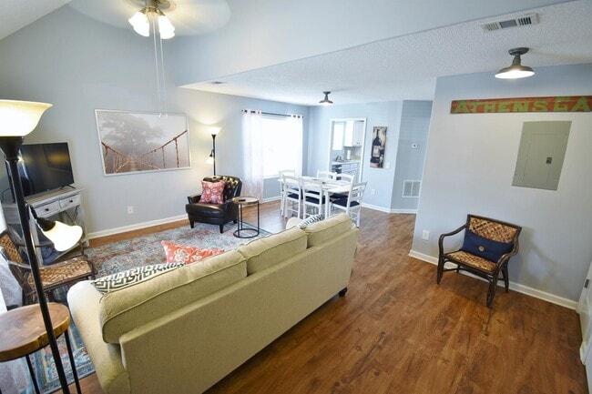 Photo - 397 Bridgewater Cir Townhome