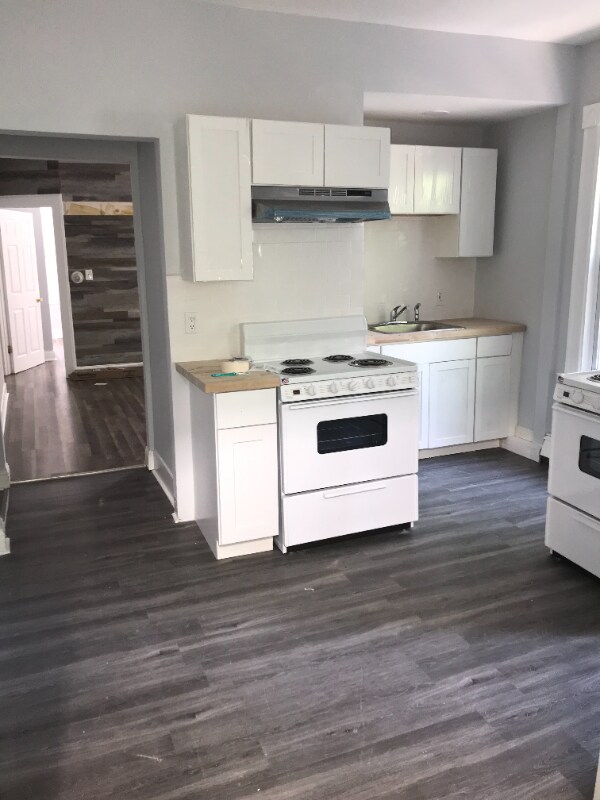 Foto principal - 481 Edgewood St
