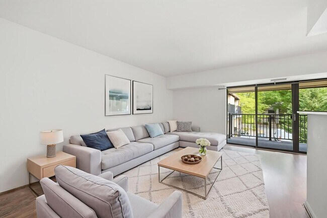 Foto del edificio - 2255 Castle Rock Square